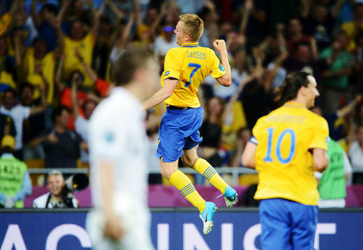 Sebastian Larsson, Sverige, jublar