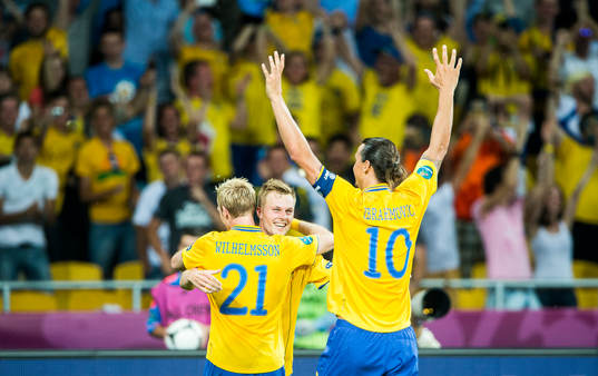 Christian Wilhelmsson kramar om Sebastian Larsson