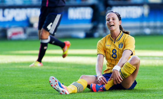 Lotta Schelin, Sverige, depp