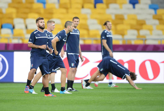 Fotboll, EM 2012, Italien, träning