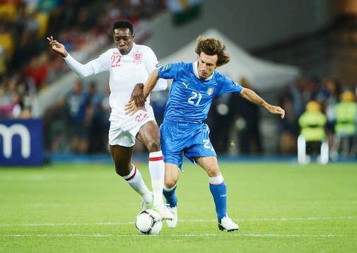 Danny Welbeck, England och Andrea Pirlo, Italien