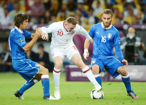 Andrea Pirlo och Daniele De Rossi, Italien, Wayne Rooney,