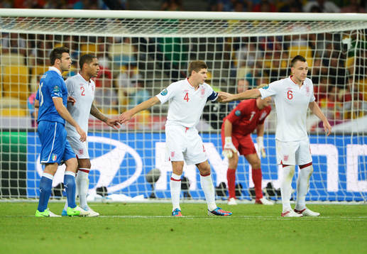 Glen Johnson, Steven Gerrard och John Terry, England