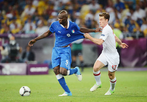 Mario Balotelli, Italien och Scott Parker, England,