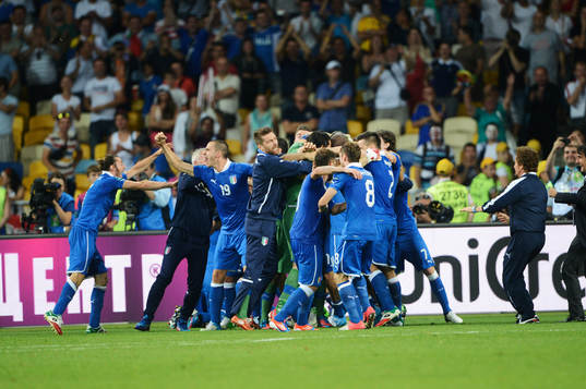 Vild glädjeyta i Italien