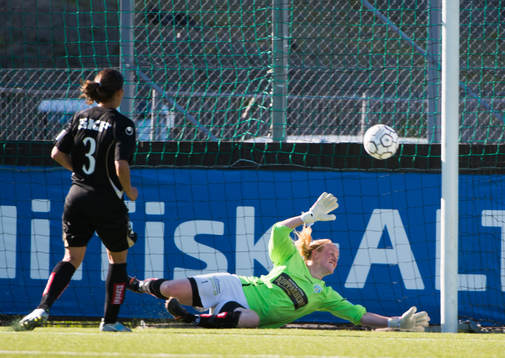 Kristin Hammarström, målvakt Göteborg, släpper in 0-1