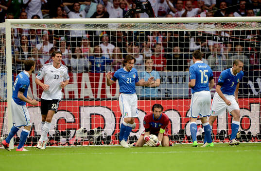 Gianluigi Buffon, målvakt, Italien