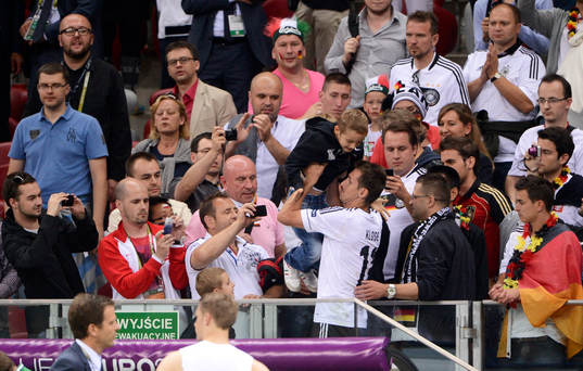 Miroslav Klose, Tyskland hämtar sin son på läktaren