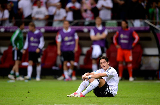Mesut Özil, Tyskland, depp