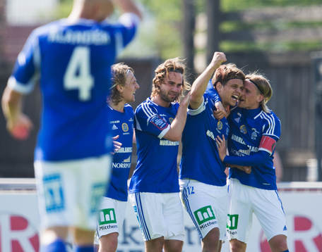 Fredrik Holster, GIF Sundsvall, gör 0-2, jubel