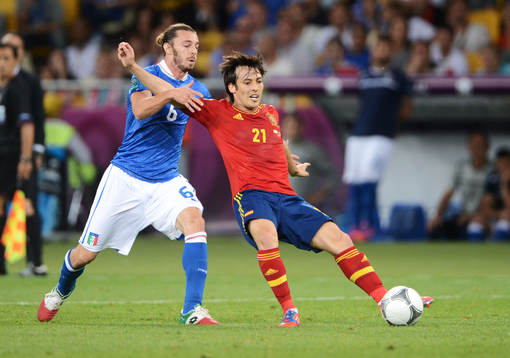 Federico Balzaretti, Italien och David Silva, Spanien