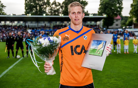 Karl-Johan Johnsson, målvakt, Halmstad, månadens