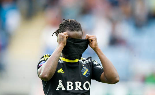 Nattsvart, Martin Mutumba, AIK