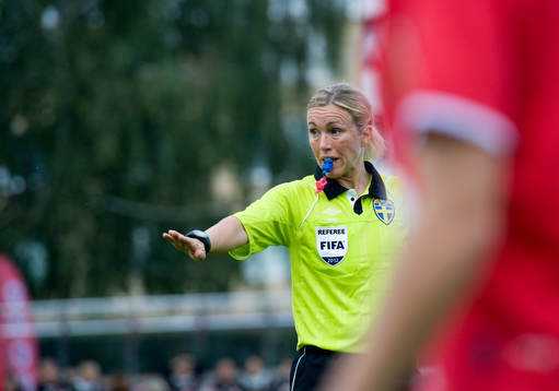 Sara Persson, domare