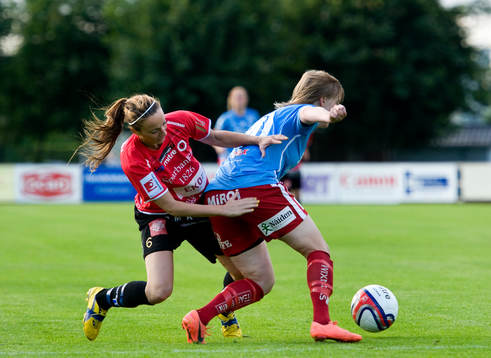 Kosovare Asllani, Kristianstad och Sofie Persson, Piteå