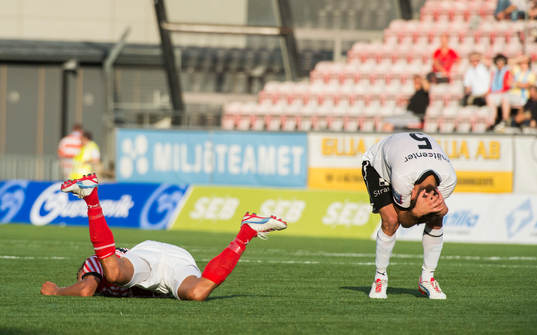 Mathias Ranégie, Malmö och Ilir Berisha, Örebro skallar