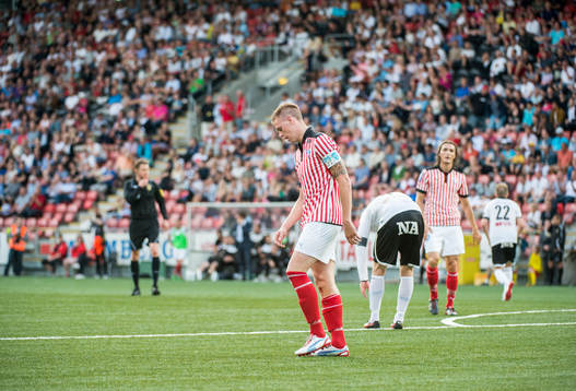 Pontus Jansson, Malmö hänger med huvudet