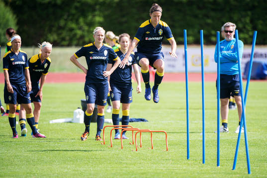 Sara Thunebro, Caroline Seger, Stina Segerström, Antonia