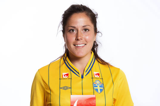 Madelaine Edlund, Sverige