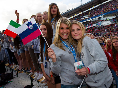 Fotboll, Gothia Cup, Invigning