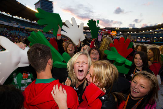 Fotboll, Gothia Cup, Invigning