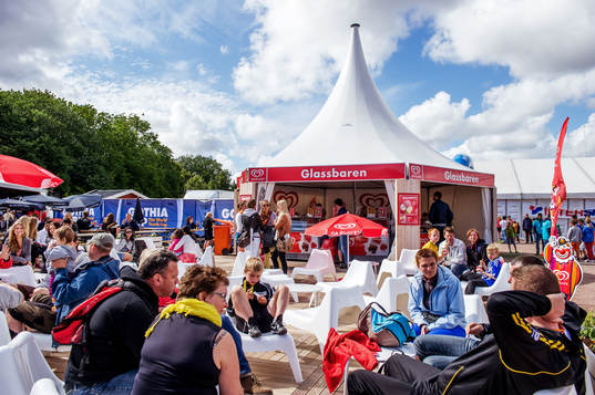 Glassbaren på Heden Center. GB-glass