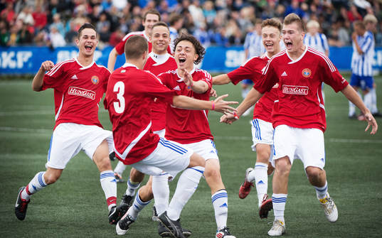 Tipselit, Esbjerg FB -Vasas Academy Ltd, kvartsfinal, jubel