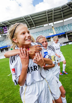 F12, final, AIK 2 - San Gabriel, Spanien. AIK, jubel