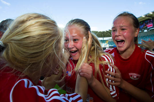 F14, final, Vasalund - Bergdalen. Segrare Bergdalen, jubel