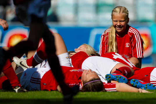 F14, final, Vasalunds - Bergdalen. Bergdalen straffvinnare,