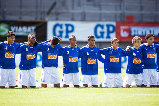 P16, final, Paris FC, Frankrike - Cruzeiro, Brasilien