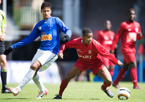 P16, final, Paris FC, Frankrike - Cruzeiro, Brasilien