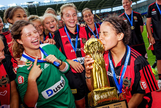 F15, final, Brommapojkarna - Gamla Upsala. BP, jubel,