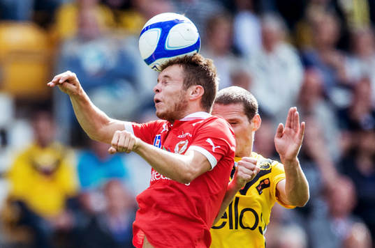 Måns Söderqvist, Kalmar, Jon Jönsson, Elfsborg, nickduell