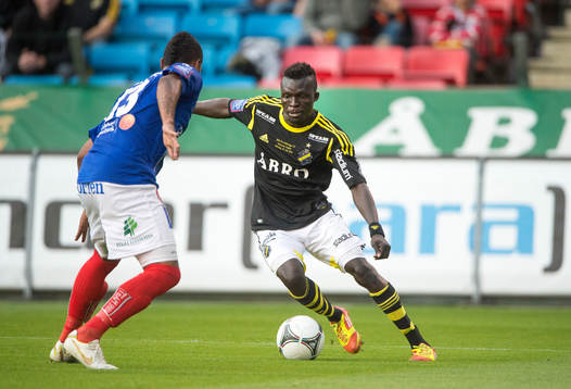 Lalawélé Atakora, AIK utmanar