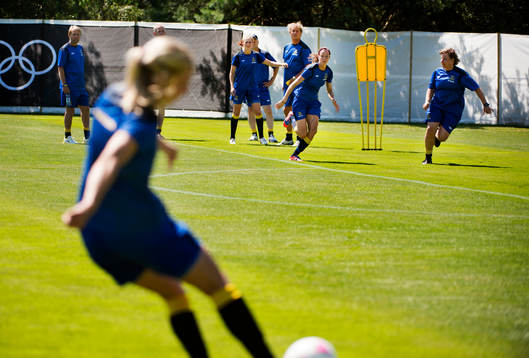 OS 2012, Fotboll, Dam, Sverige tränar