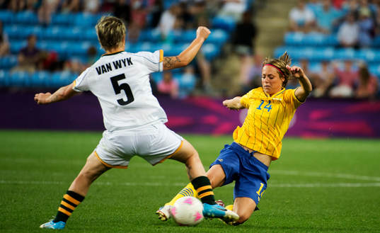 Johanna Almgren, Sverige