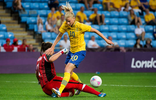 Sofia Jakobsson, Sverige