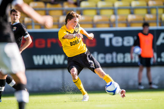 Lasse Nilsson, Elfsborg sparkar in 2-0