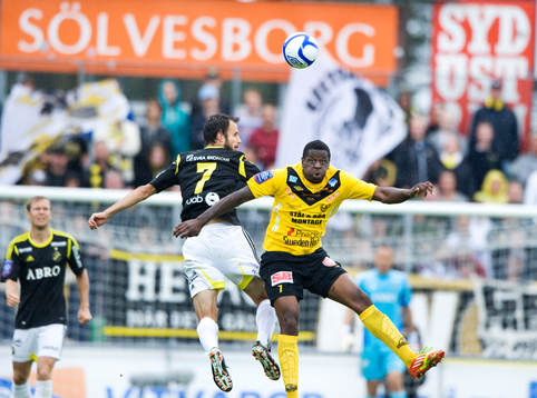 Dominique Kivuvu, Mjällby och Helgi Danielsson, AIK,