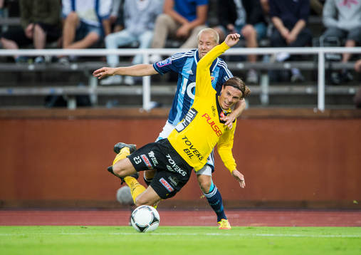 Petter Gustafsson, Djurgården drar omkull Niklas Hult,
