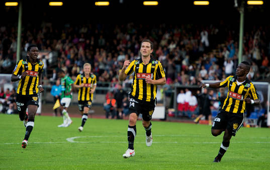 Martin Ericsson, Häcken, gör 1-1, jubel Dominic Chatto,
