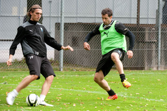 Dardan Rexhepi och Matias Concha, Malmö. Malmös