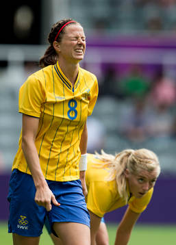Lotta Schelin, Sverige Linda Sembrant deppar. Depp