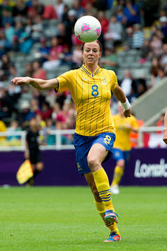 Lotta Schelin, Sverige