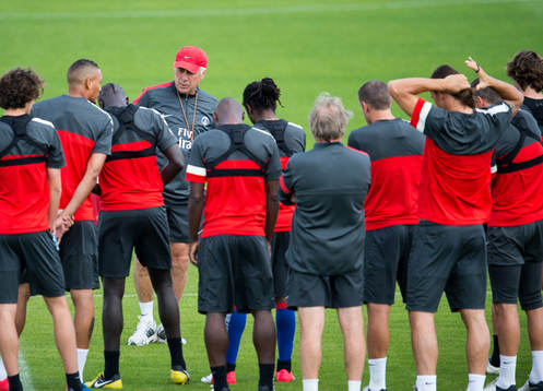 Zlatan Ibrahimovic på PSGs träning dagen innan