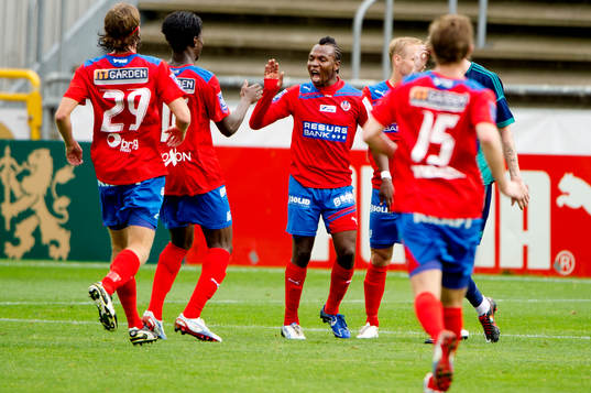 May Mahlangu, Helsingborg, jublar