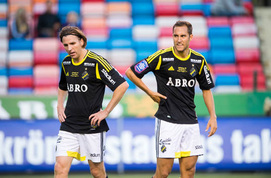 Nils-Eric Johansson och Niklas Backman, AIK deppar