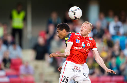 Tobias Eriksson, Kalmar i nickduell med Robin Quaison, AIK