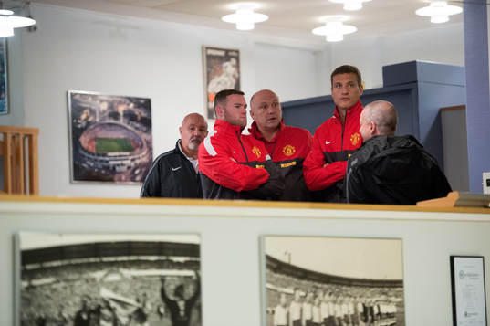 Wayne Rooney, Mike Phelan, assisterande manager, Nemanja